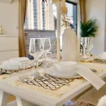 דירה Penthouse With A Neo-gothic Parish Church View *
