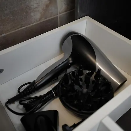 Penthouse With A Neo-gothic Parish Church View * 根特