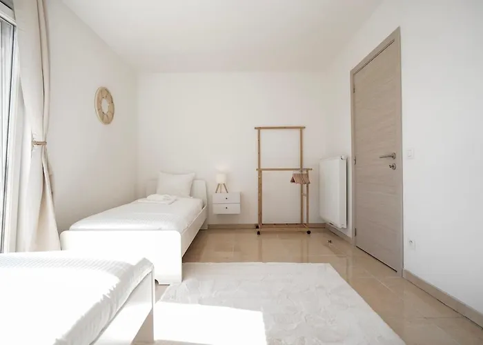 Appartement Penthouse With A Neo-gothic Parish Church View