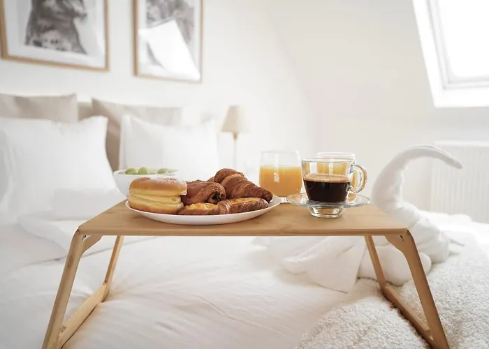 Penthouse With A Neo-gothic Parish Church View Appartement *