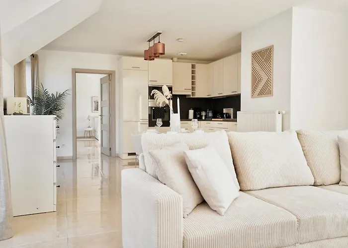 Penthouse With A Neo-gothic Parish Church View Appartement