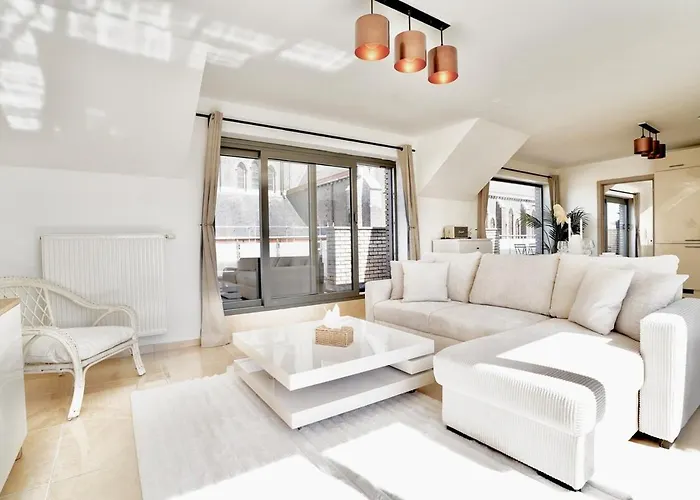 Penthouse With A Neo-gothic Parish Church View Appartement Gent